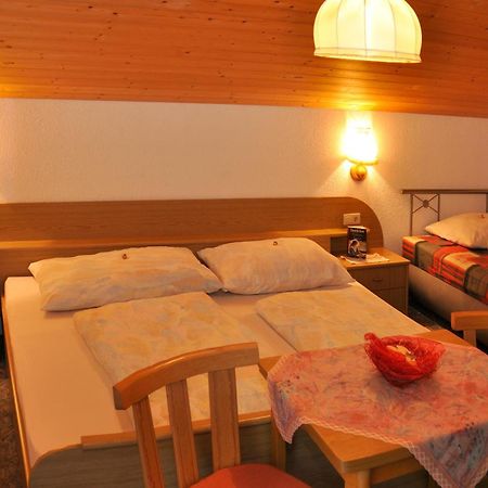 Haus Alpenruh Hotel Sankt Leonhard im Pitztal Exterior foto